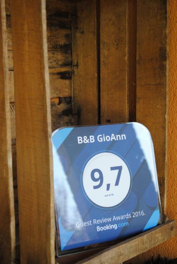 B&B Gioann Дронеро Екстериор снимка